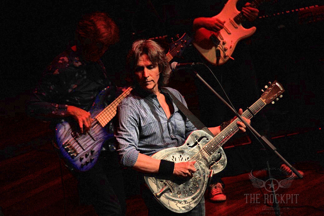 LIVE REVIEW The Dire Straits Experience October 13th 2016 The Rockpit