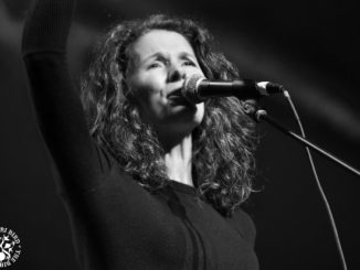 Edie Brickell & The New Bohemians