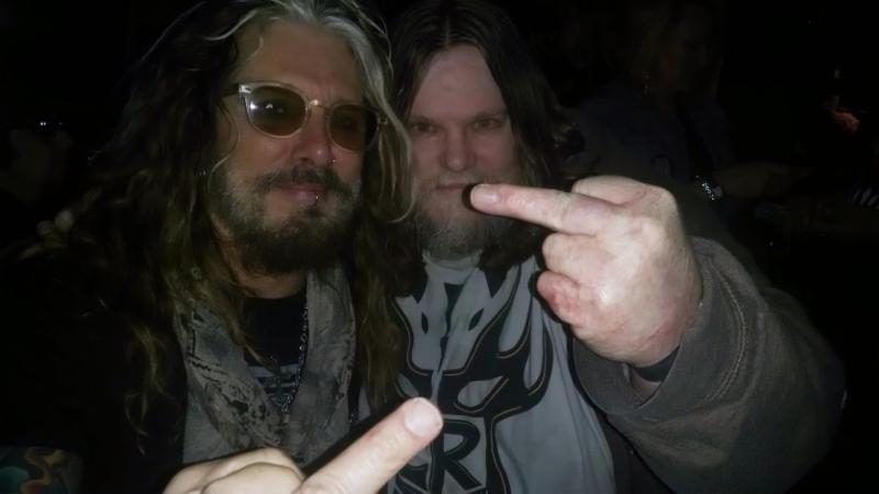 chris akin - john corabi - Cause and Effect: Motley Crue