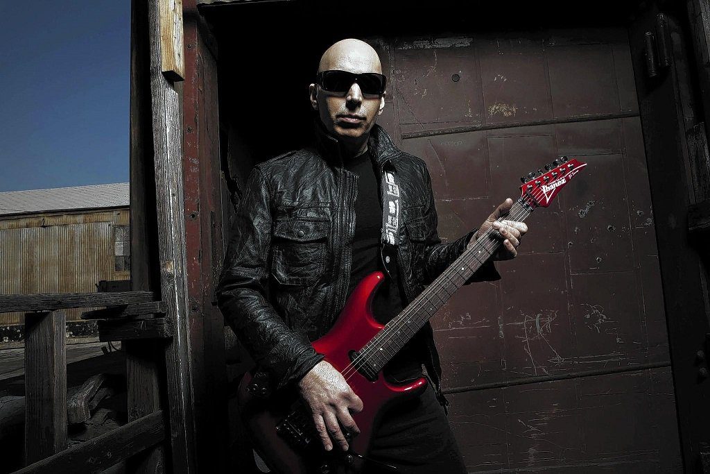 Joe Satriani 2004