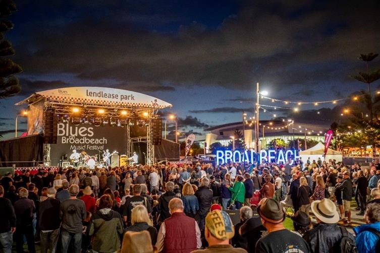 Blues On Broadbeach