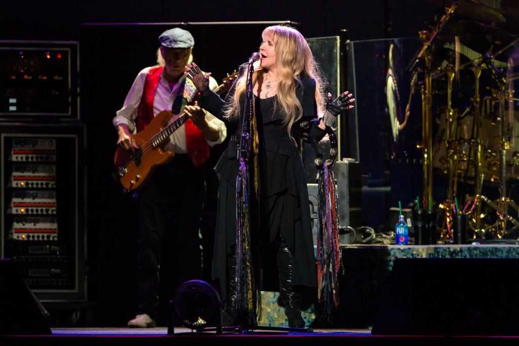 fleetwood mac tour perth