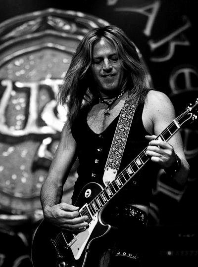 Doug aaldrich - Whitesnake 2011