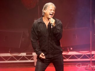 Jon Stevens - Perth Astor Theatre 2019 | Photo Credit: Sharon Burgess Photography