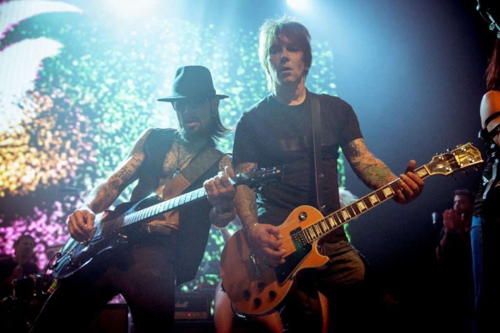 Above Ground - Dave Navarro & Billy Morrison | Photo credit: Jim Donnelly