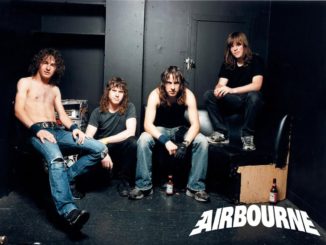 Airbourne 2010
