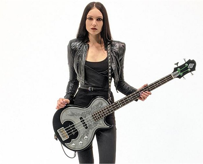 Alicia Vigil - Dragonforce