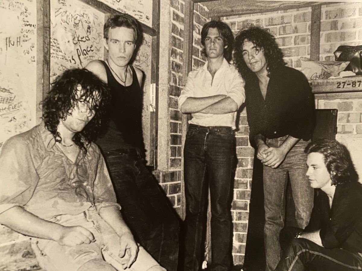 Cold Chisel releases “Live at the Bondi Lifesaver” from the archives