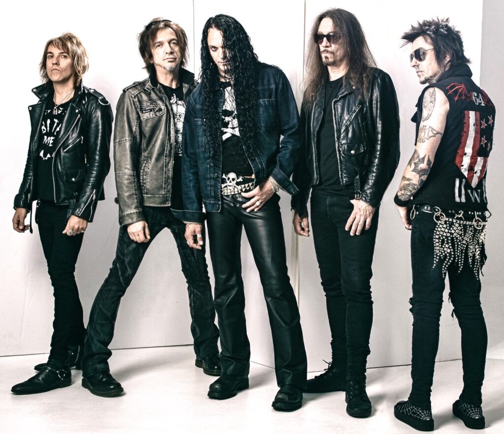 Skid Row sign globally to EarMusic, new album to follow in 2022 The