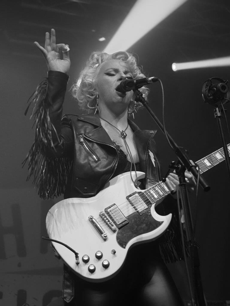 LIVE REVIEW Samantha Fish at Manchester Academy The Rockpit