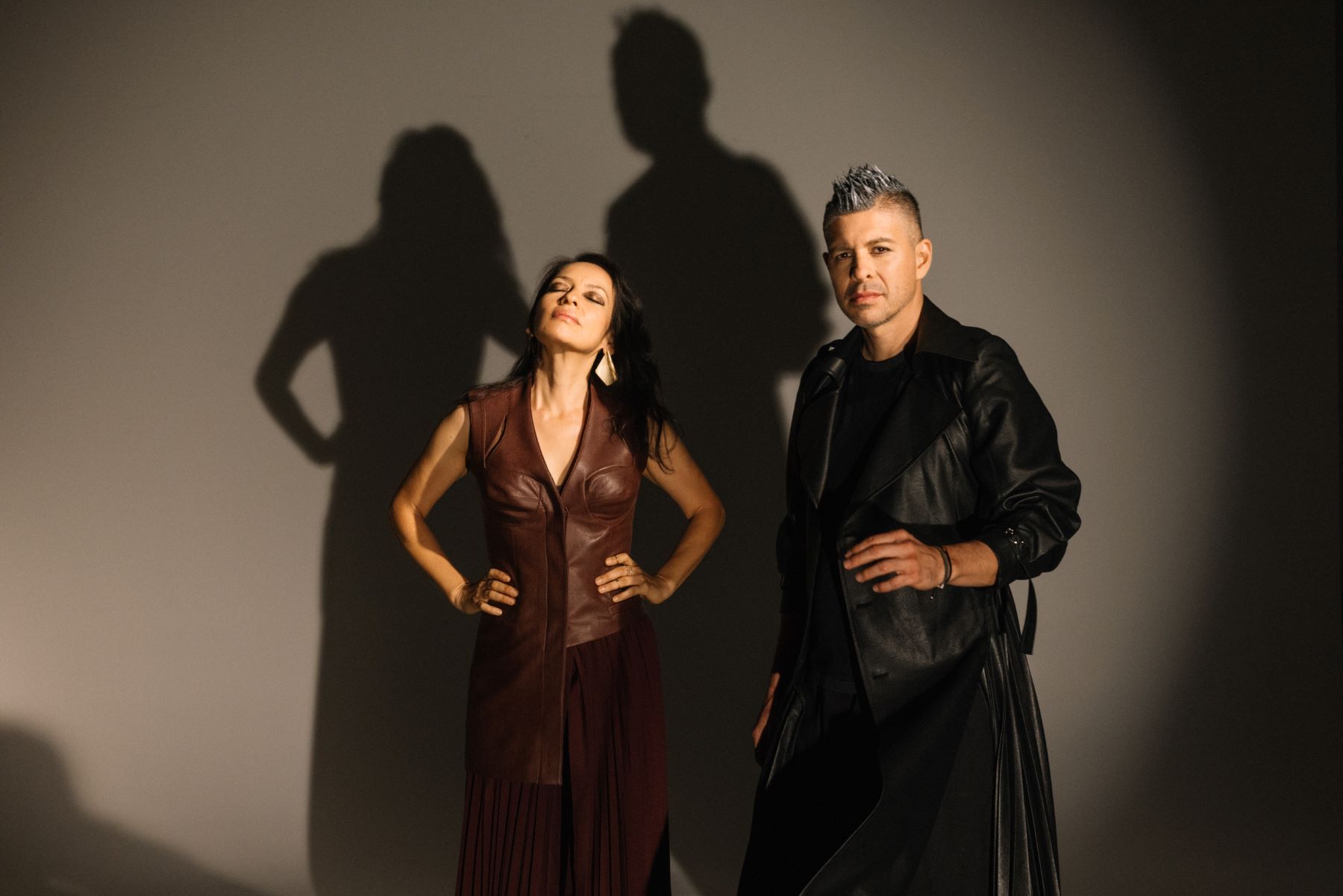 RODRIGO Y GABRIELA Share 'THE EYE THAT CATCHES THE DREAM' The Rockpit