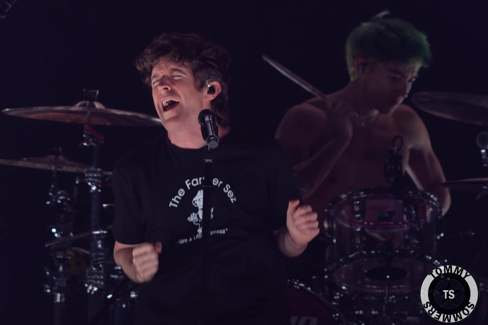 LIVE REVIEW Blink 182 Opening night of the 20232024 Tour with special