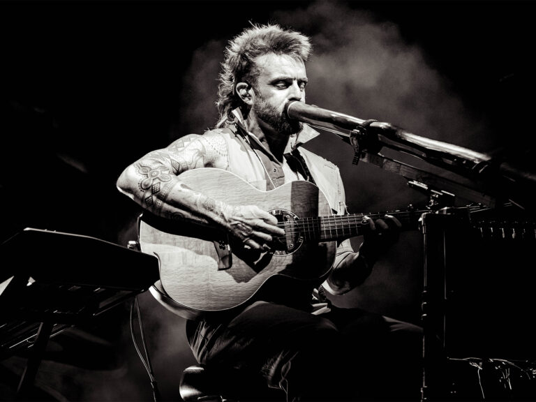 Xavier Rudd Smoking LIVE REVIEW: XAVIER RUDD With Special Guest CALYPSO CORA - The Rockpit