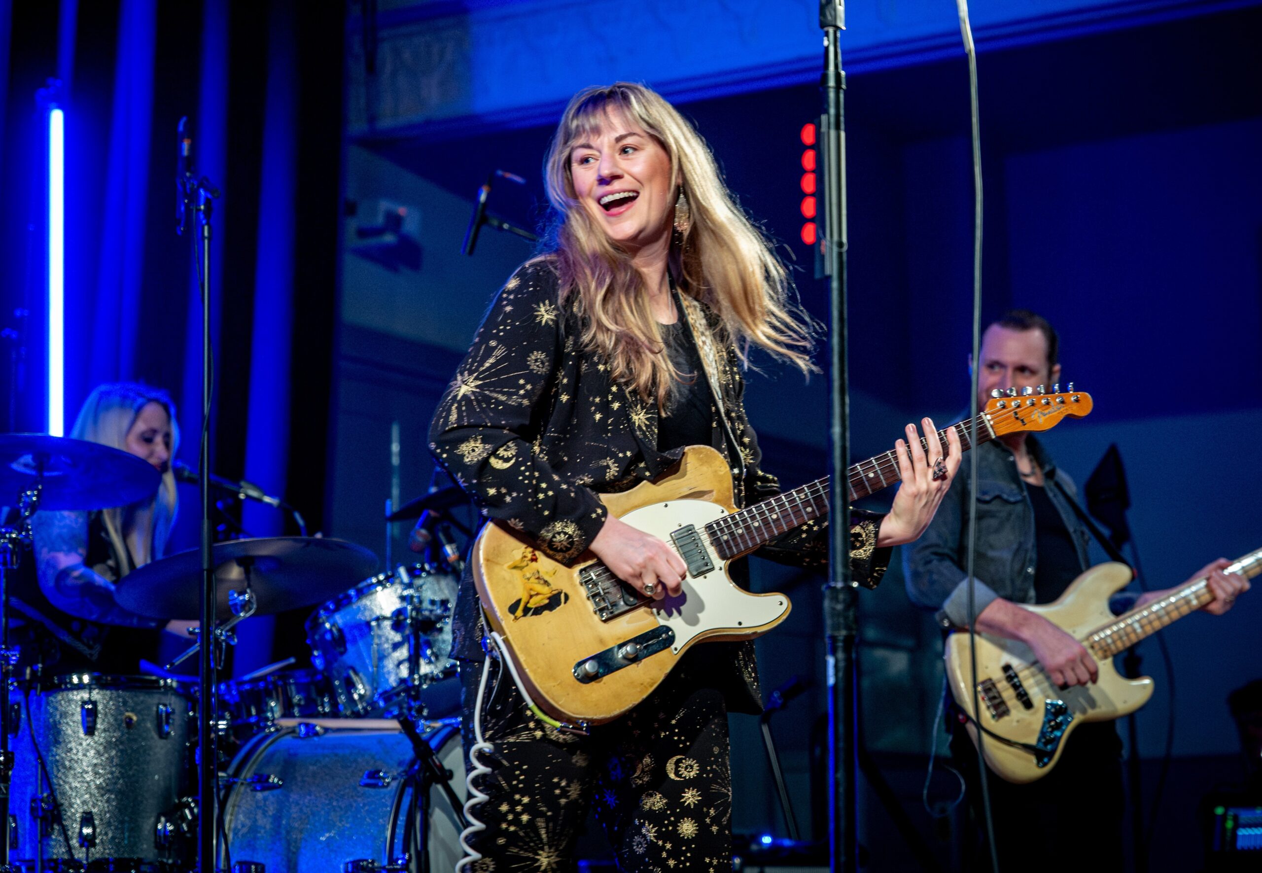 JOANNE SHAW TAYLOR Teams Up With ORIANTHI On Powerful New Single “What Good Is My Love?”